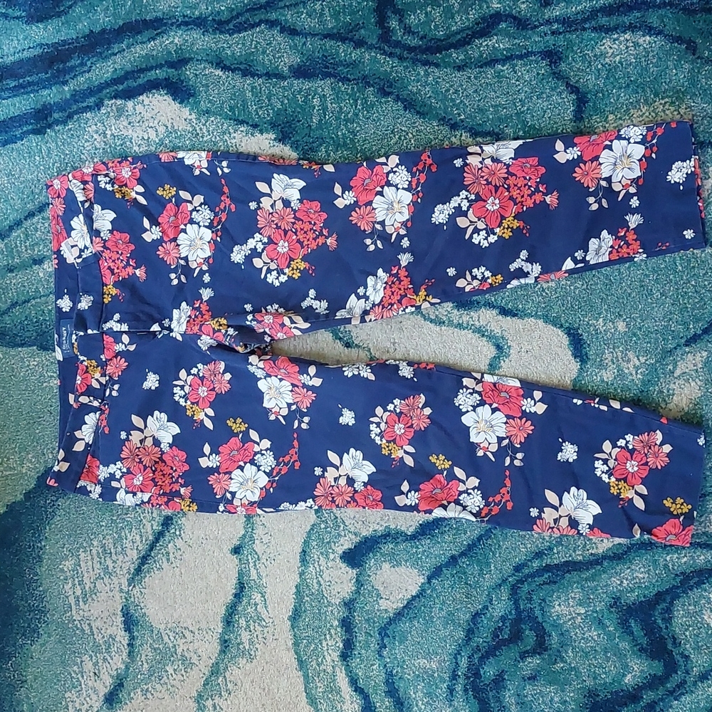 OLD NAVY SIZE 14 FLORAL CHINOS